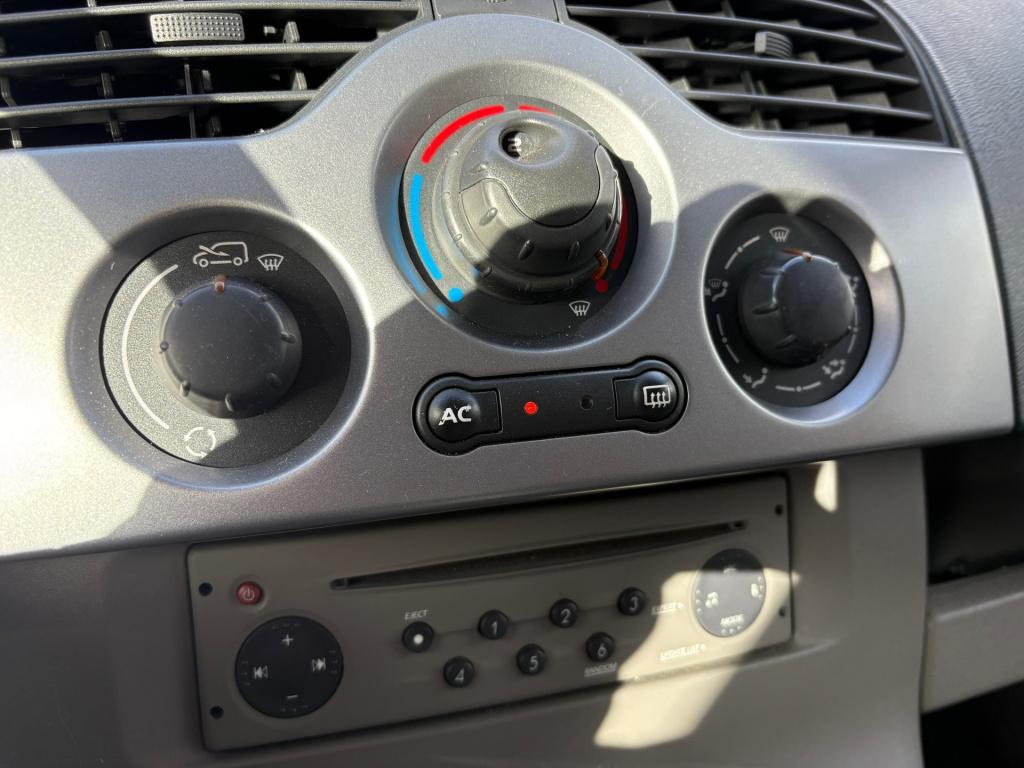 Renault Kangoo family 1.6-16v privilège