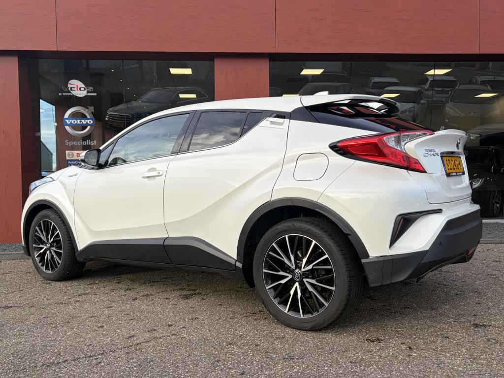 Toyota C-hr 1.8 hybrid dynamic