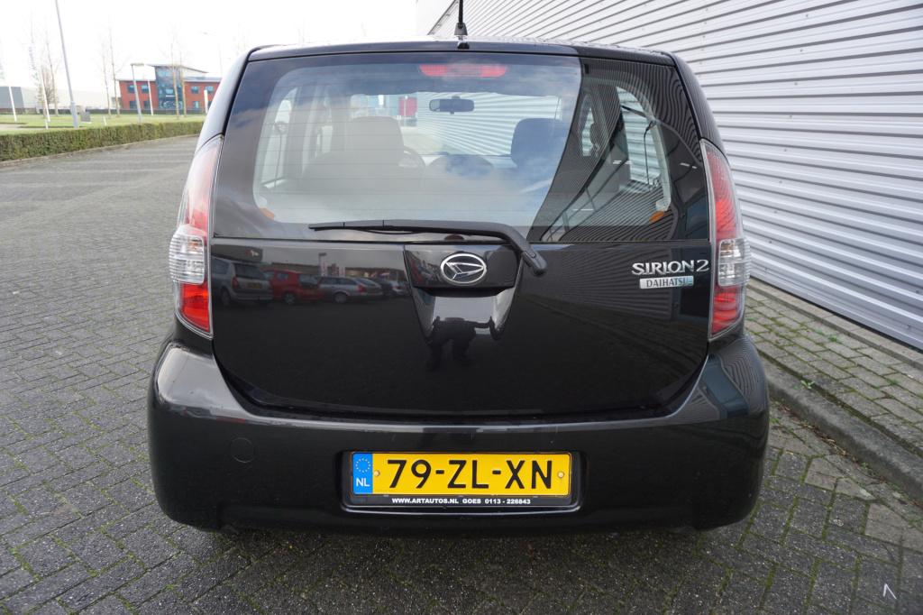 Daihatsu Sirion 2 1.3-16v prestige airco / elektr. ramen / nap