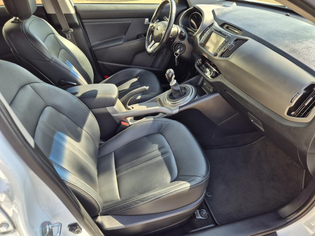 Kia Sportage 1.6 gdi world cup edition