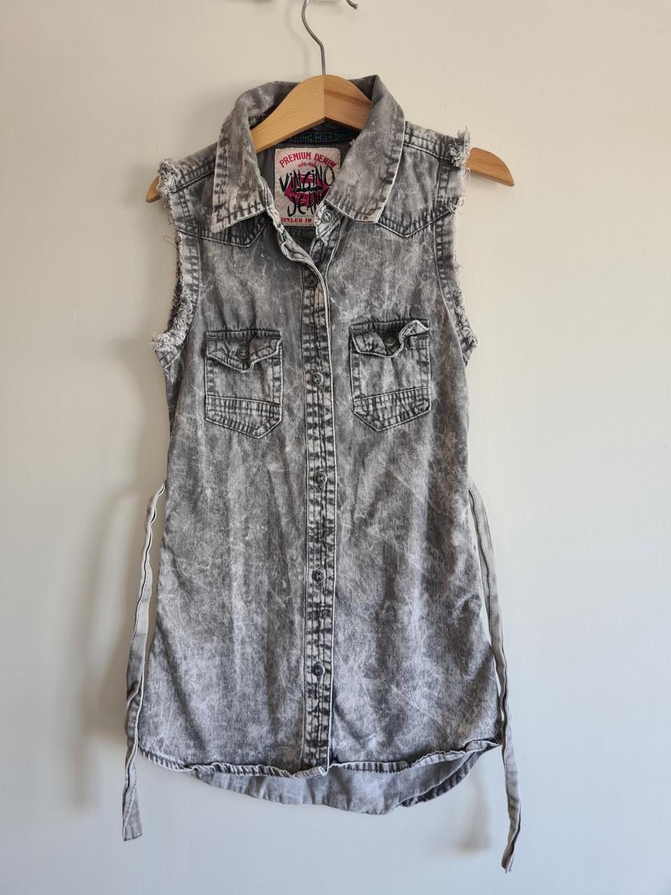 Vingino grijs spijkerstof jurkje  Maat 134-140