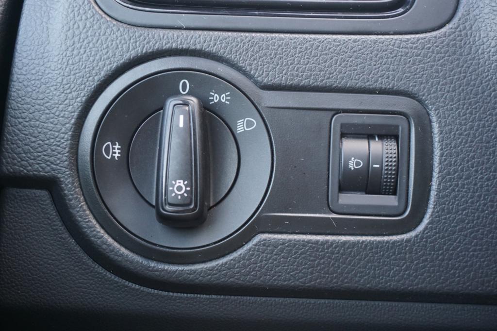 Volkswagen Polo 1.0 comfortline edition airco / elektr. ramen / lm velgen