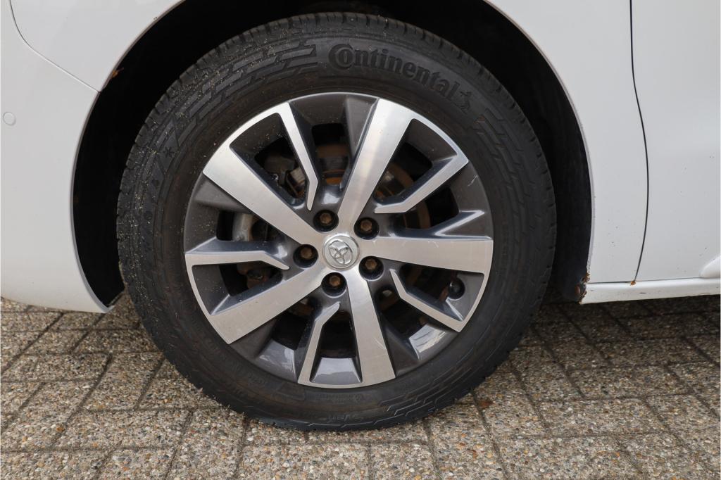 Toyota Proace 2.0d 177pk medium aut. comfort master lm i xenon i 2xschuifde