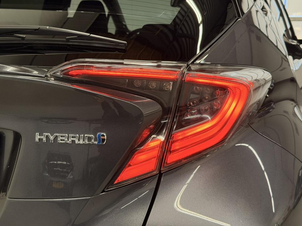Toyota C-hr 1.8 hybrid style