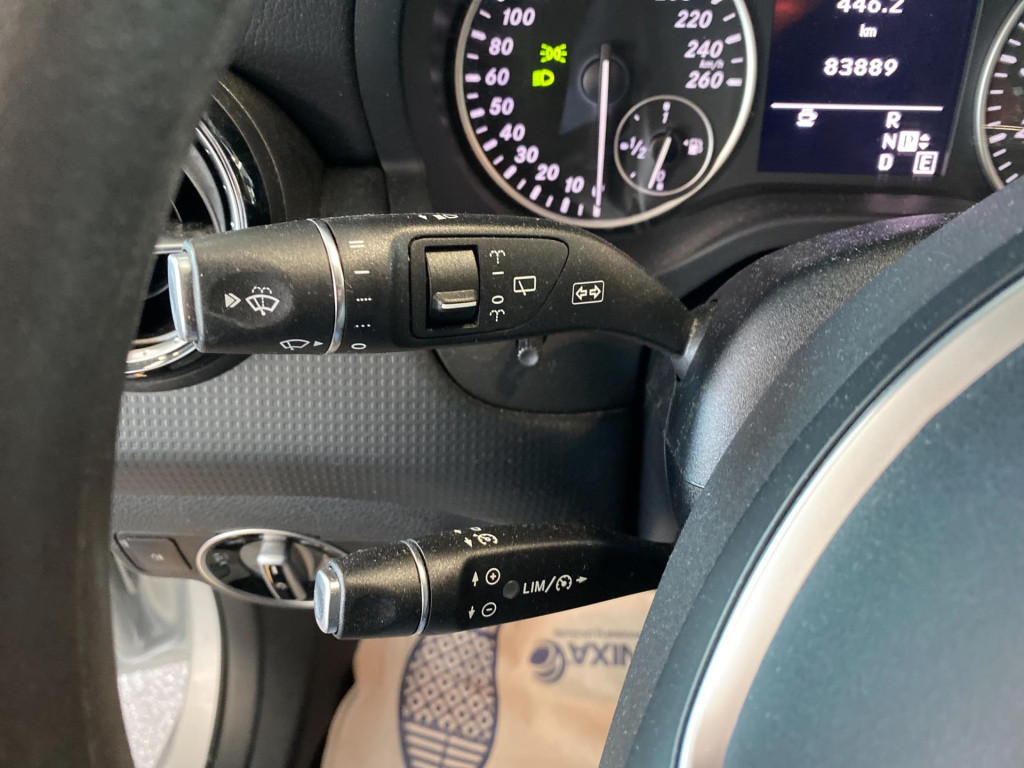 Mercedes-Benz A-Klasse 180 ambition style automaat , afneembare trekhaak