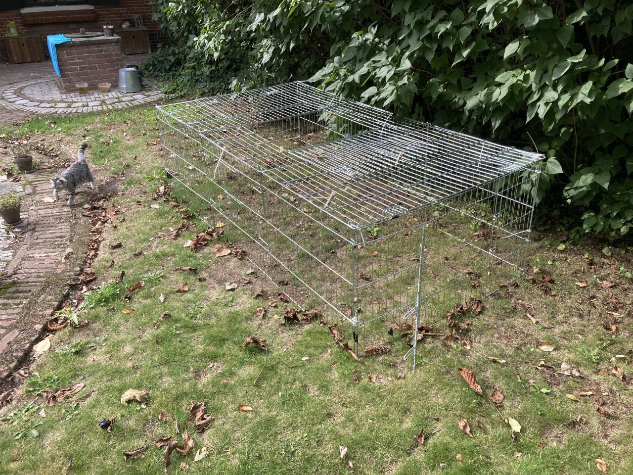 Buitenren voor verschillende soorten huisdieren.  ( Konijnenhok  kooi )