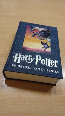 Harry Potter en de Orde van de Feniks (hardcover ongelezen)
