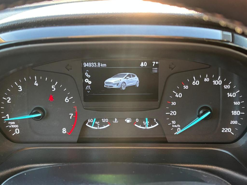 Ford Fiesta ecoboost 100pk 5dr titanium, trekhaak, carplay, winterpaket