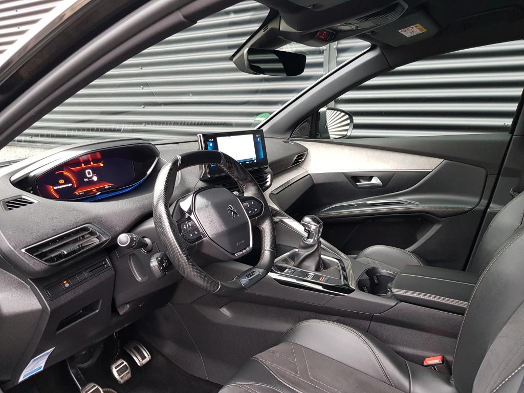 Peugeot 5008 gt pack 1.2 | 7 persoons