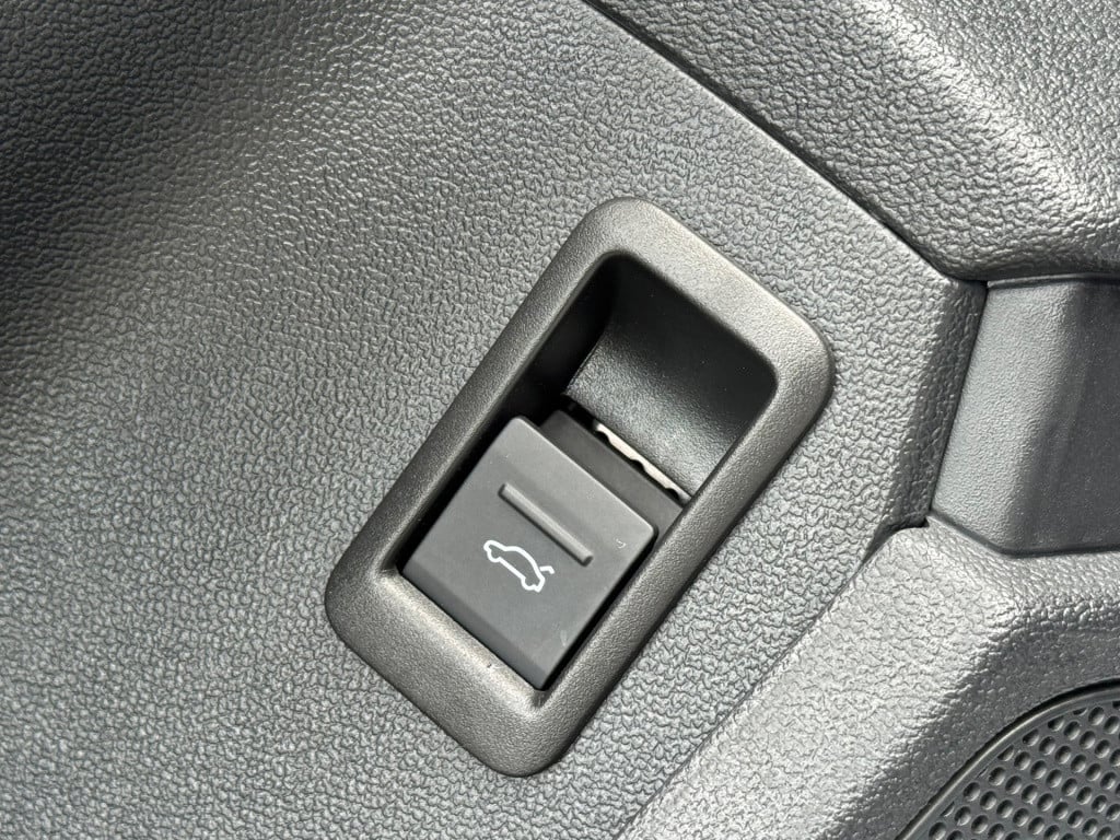 Audi A3 limousine 35 tfsi * matrix led * leer * panoramadak * trekhaak