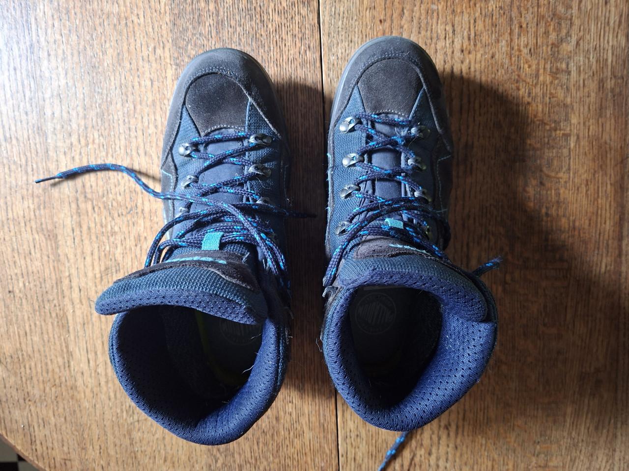 Lowa wandelschoenen maat 39
