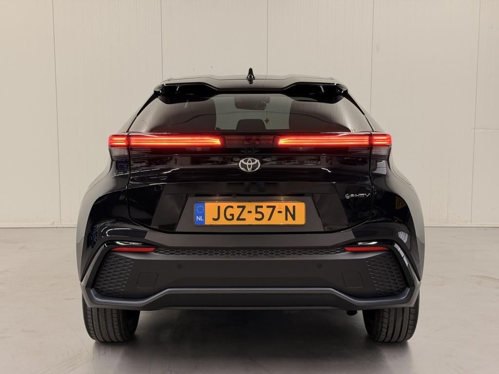 Toyota C-hr 2.0 phev 220 exec