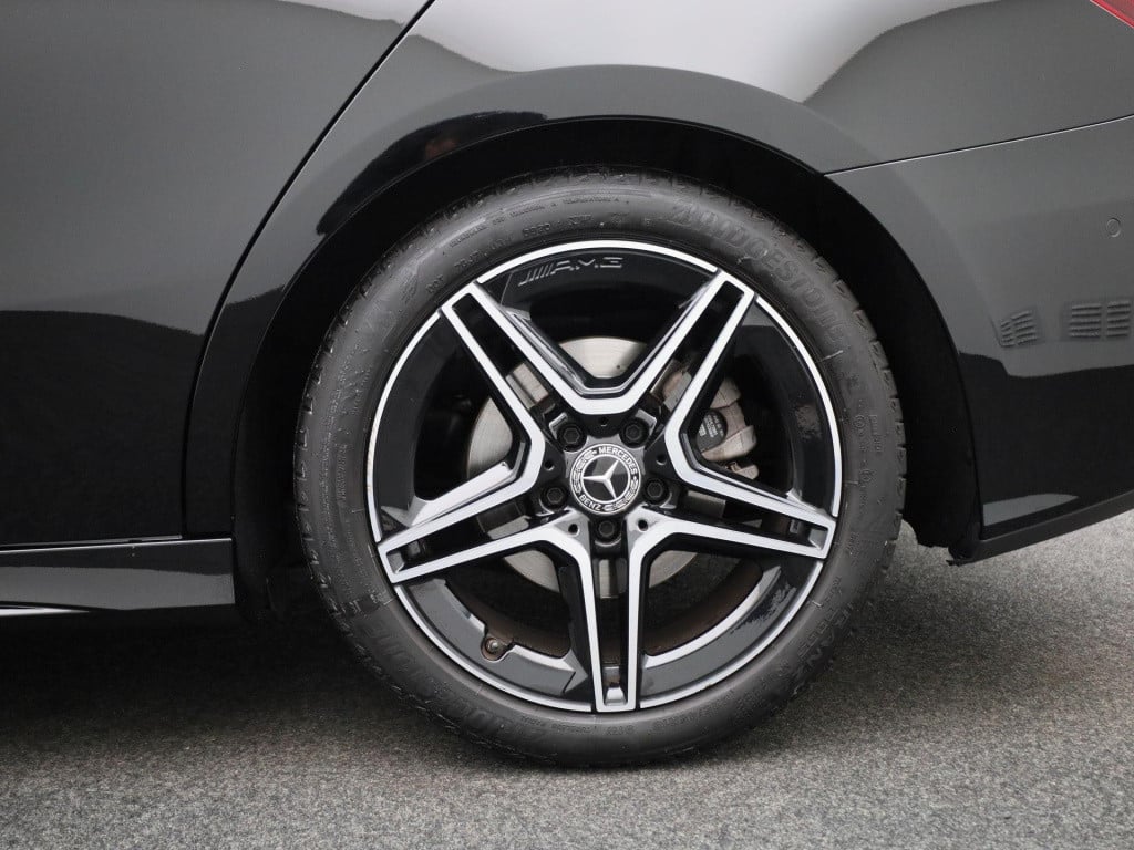 Mercedes-Benz A-Klasse 200 business solution amg | automaat | navigatie | a