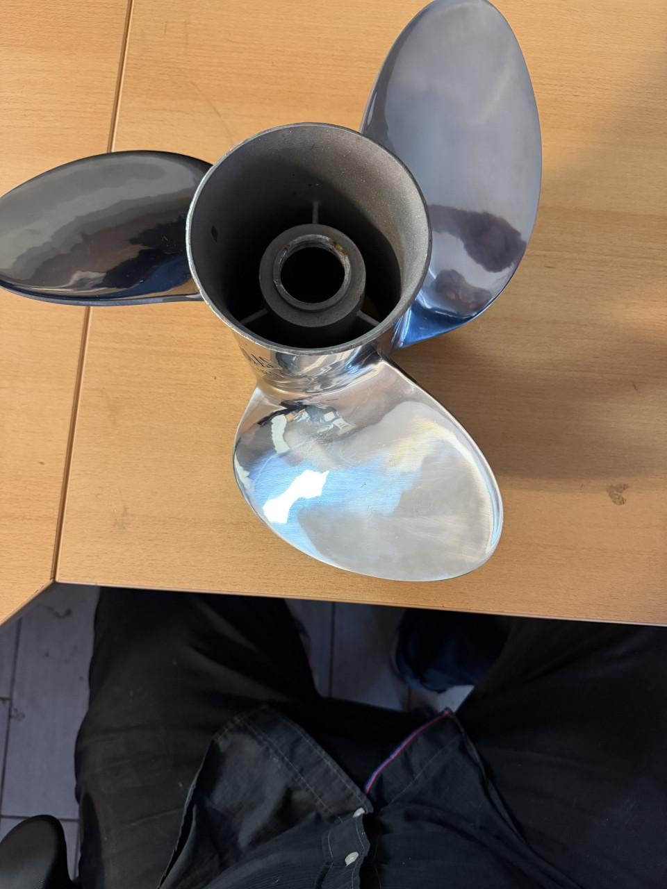 Propellor 14,8 x16 RVS