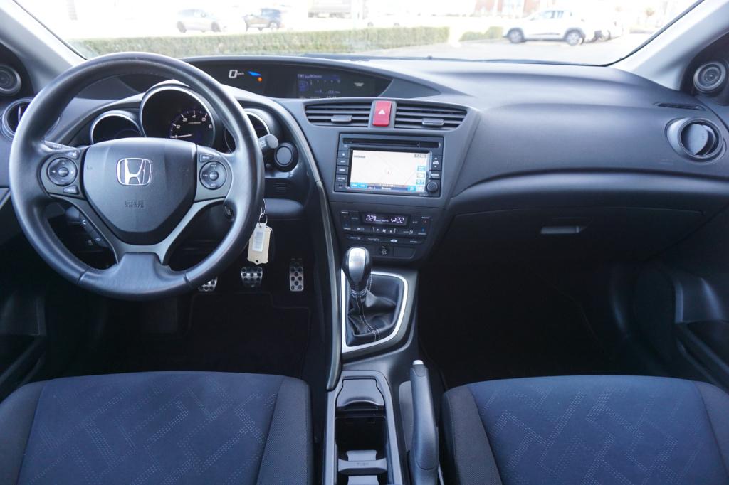 Honda Civic 1.8 sport navi / climate / trekhaak / led / lm velgen