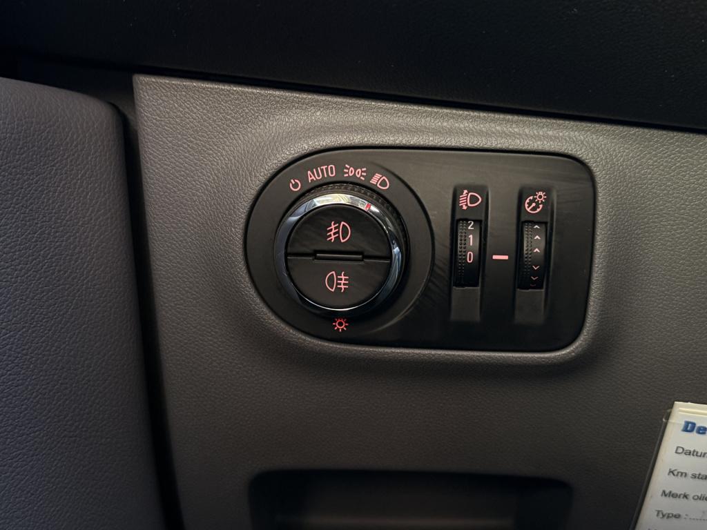 Opel Corsa 1.0 turbo opc-line | dab | stoel/stuurverwarming | pano | trekha