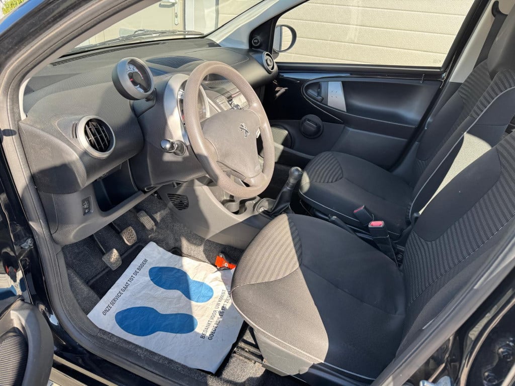 Peugeot 107 1.0 active/facelift/133.00 nap/rijklaar/
