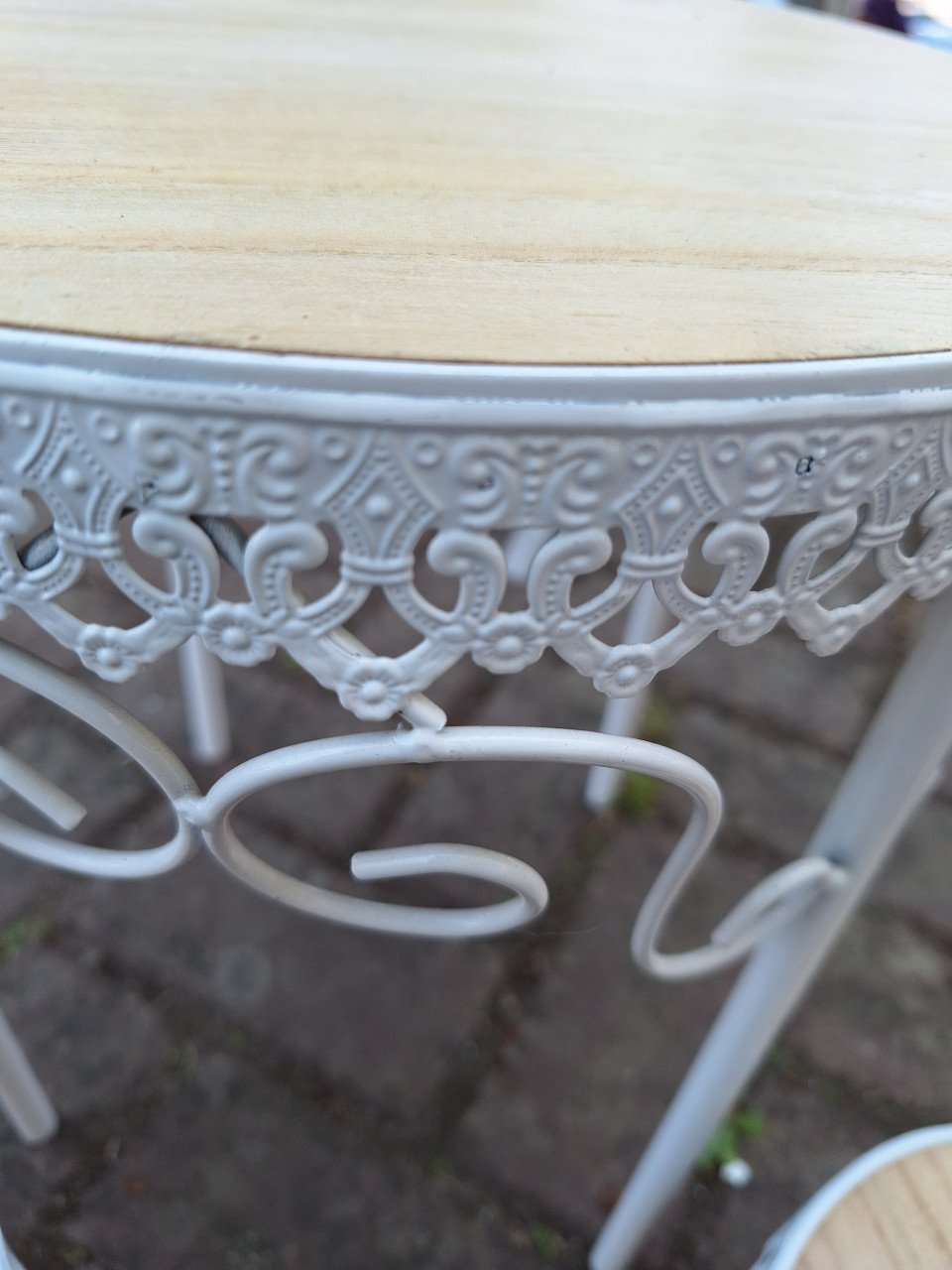 3 Decoratieve tafeltjes