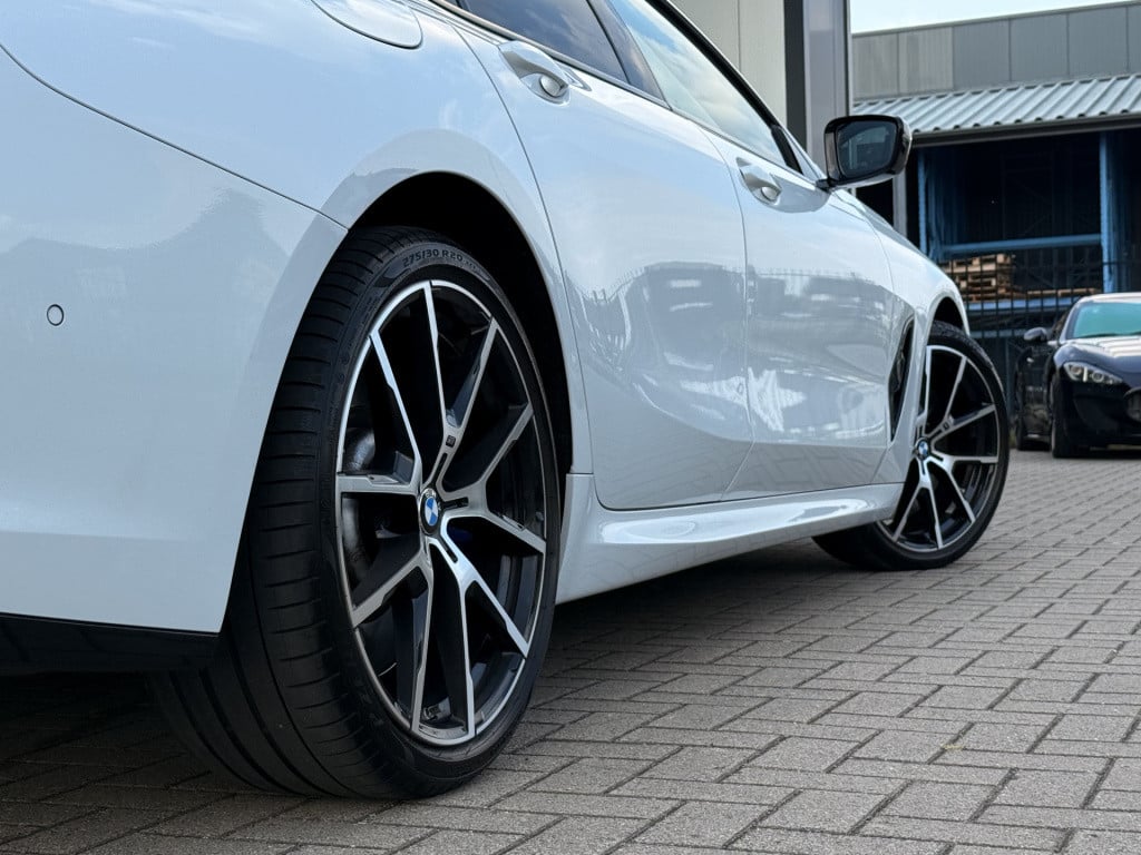 BMW 8-serie gran coupé m850i xdrive high executive | panoramadak | carbon c