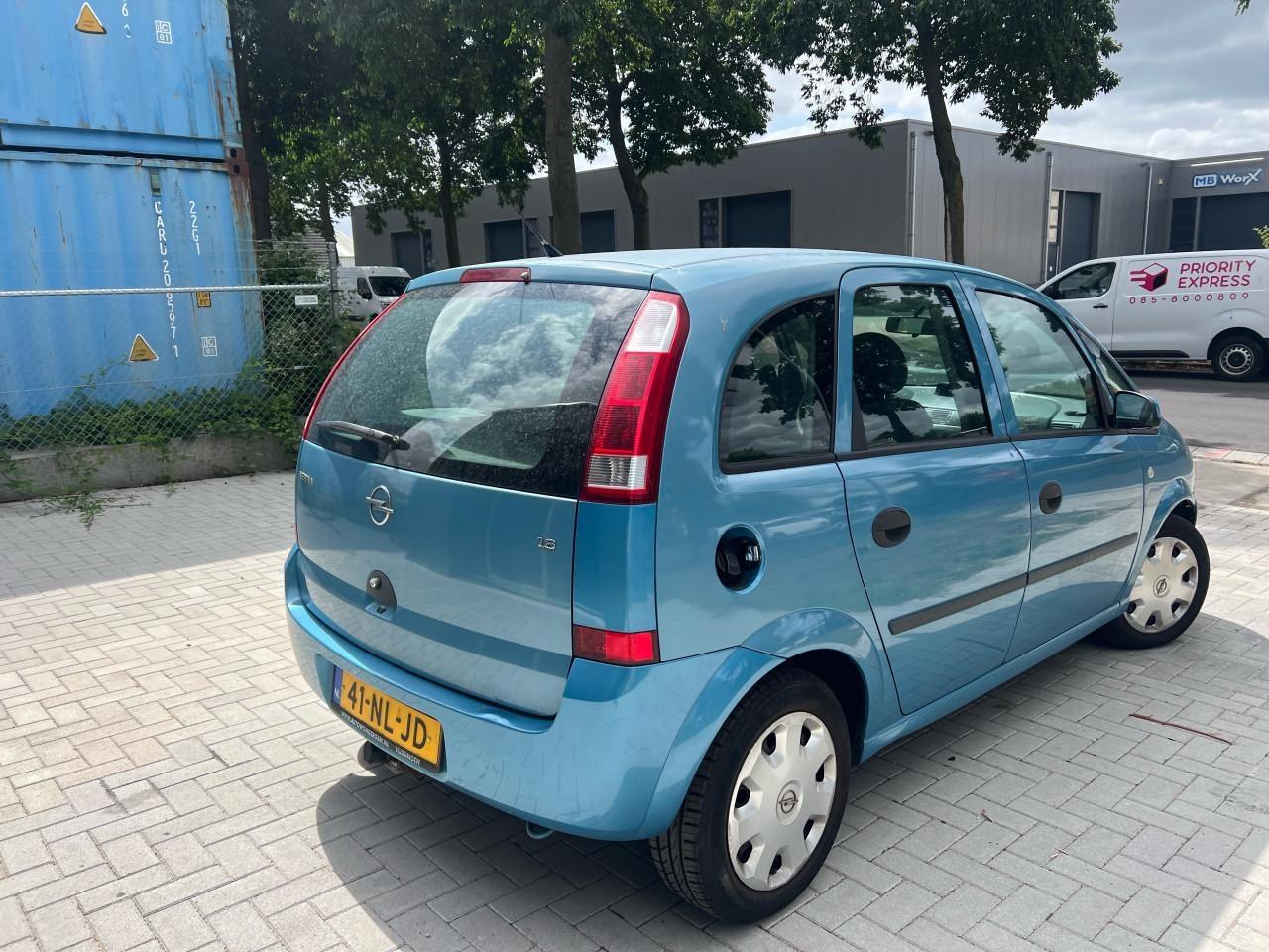 Opel Meriva 1.6-16VEnjoy inruilkoopje €750