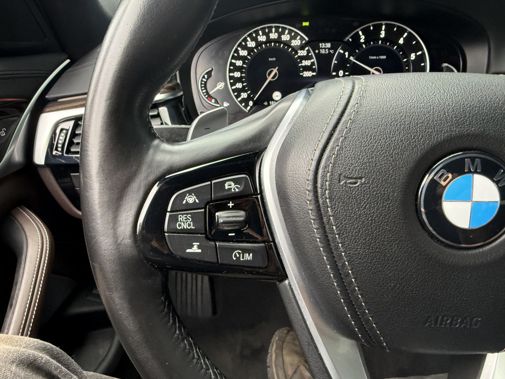 BMW 5 Serie 530i xdrive automaat high executive sedan