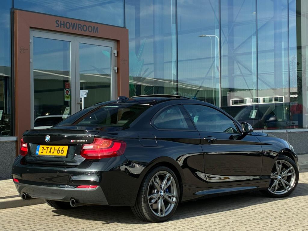 BMW 2-serie coupé m235i high executive | schuifdak | harman / kardon | crui