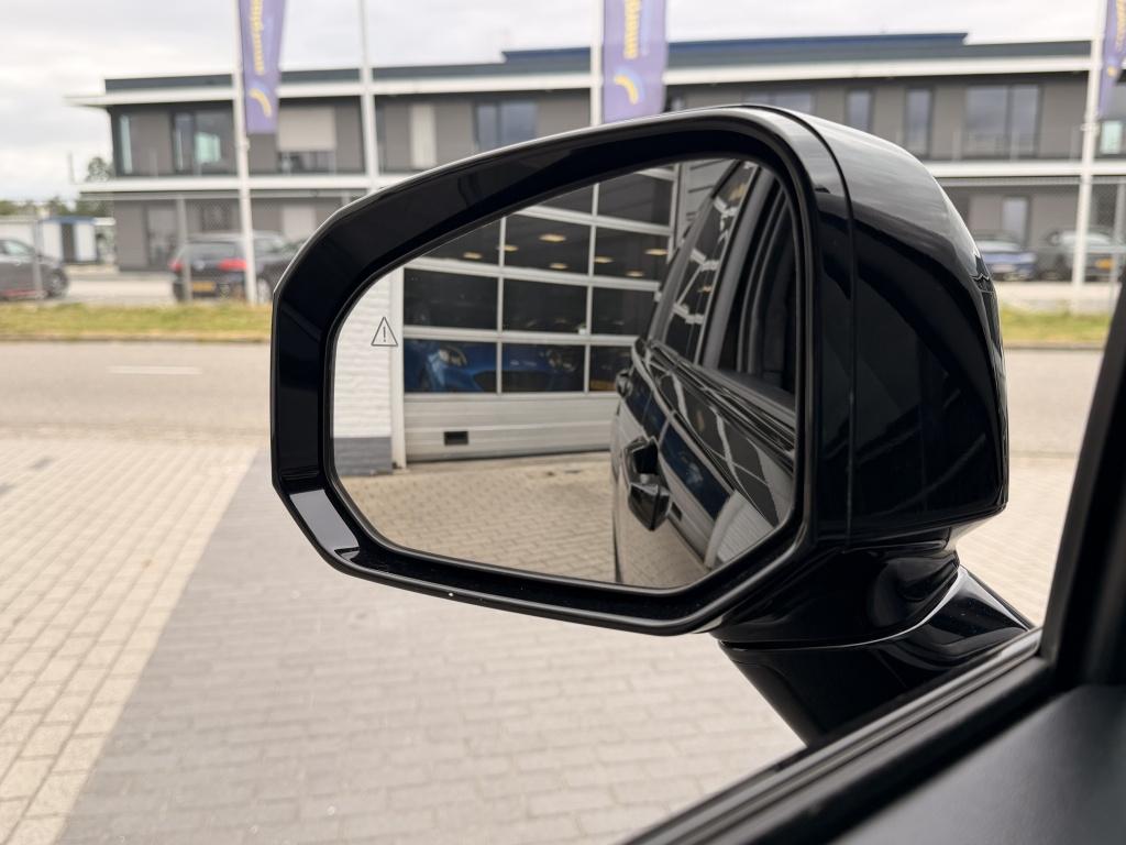 Hyundai Santa Fe 1.6 t-gdi phev black line 6 zits | elek. trekhaak | full o