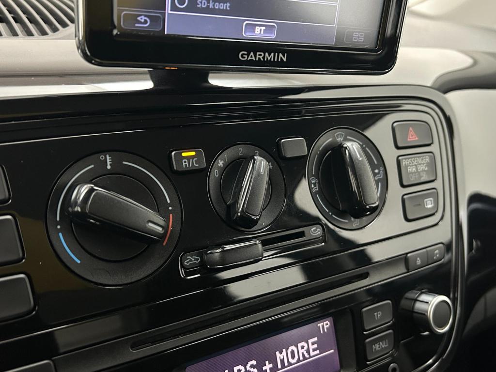 Volkswagen UP! occasion 1.0 move up! bluemotion | blauw | tweedehands volks