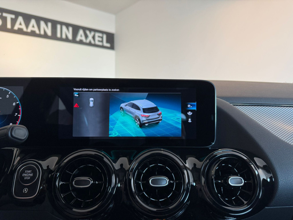 Mercedes-Benz Gla-klasse 180 business solution