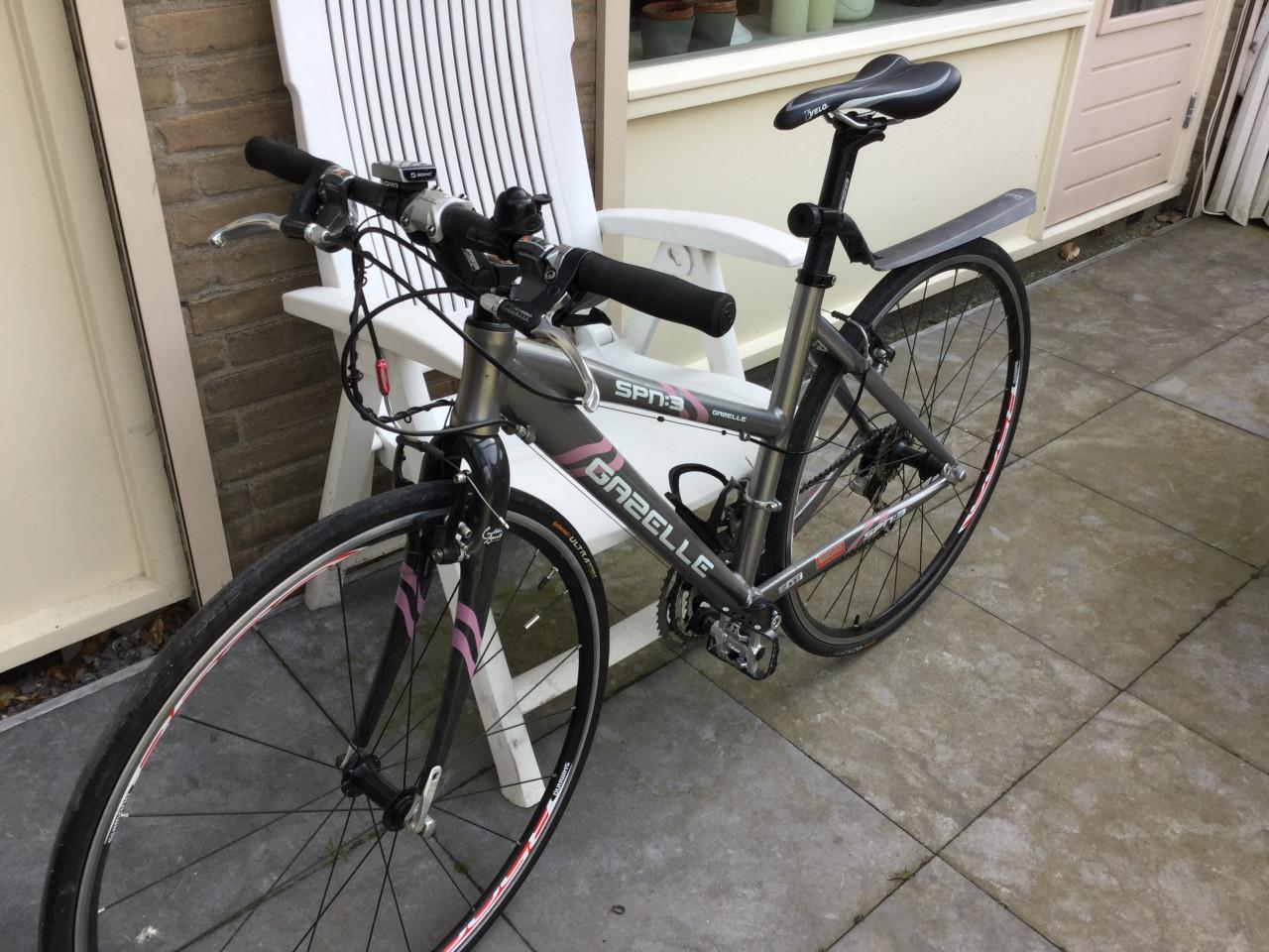 Dames sportfiets  maat 45