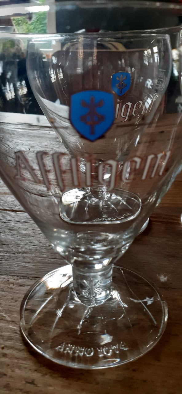 4 bierglazen