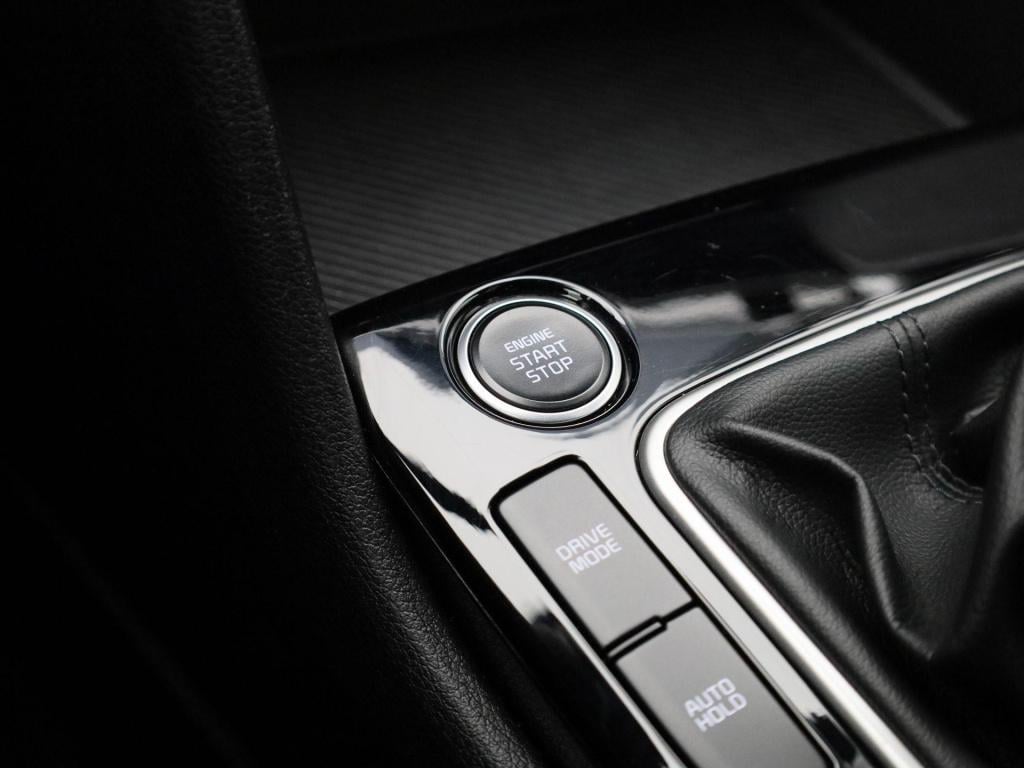 Kia Sportage 1.6 t-gdi mhev comfortline | lmv | parkeer sensoren | virtual 