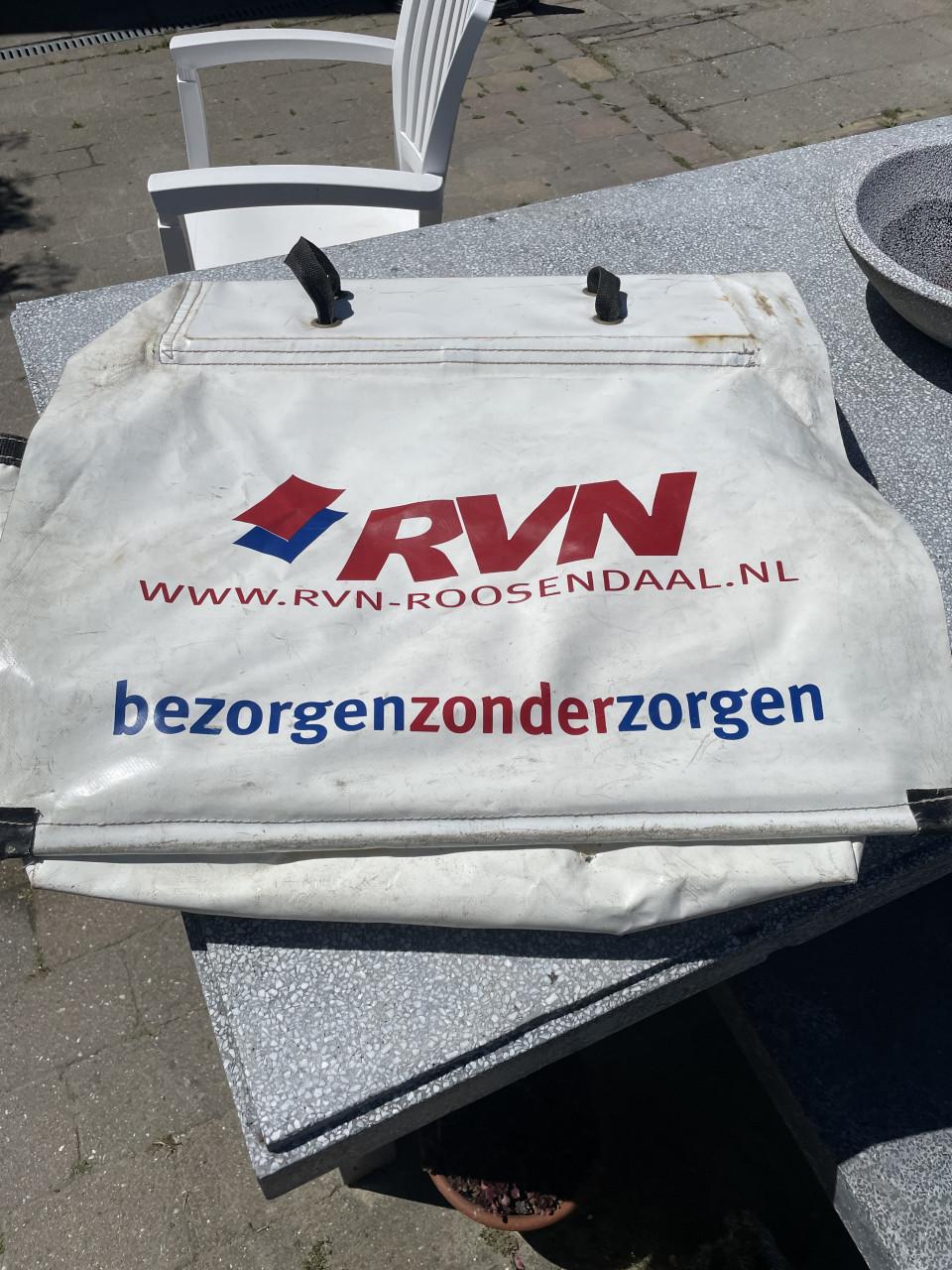 Te koop Fiets krantentassen of  folders te bezorgen