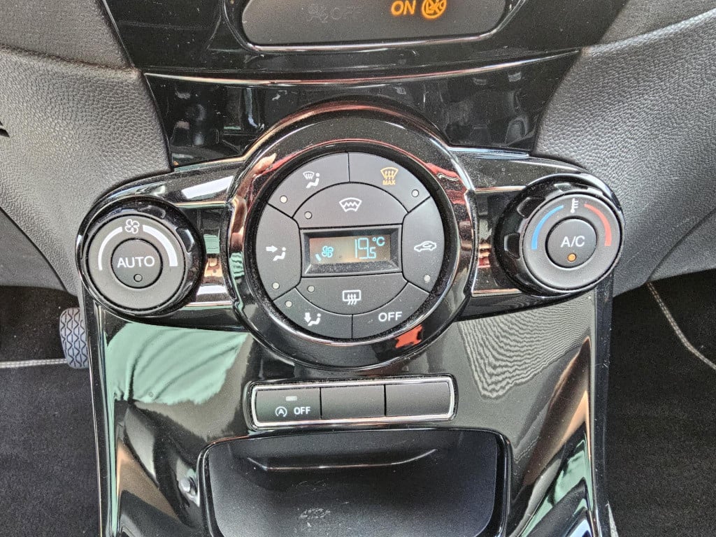 Ford Fiesta 1.0 ecoboost titanium