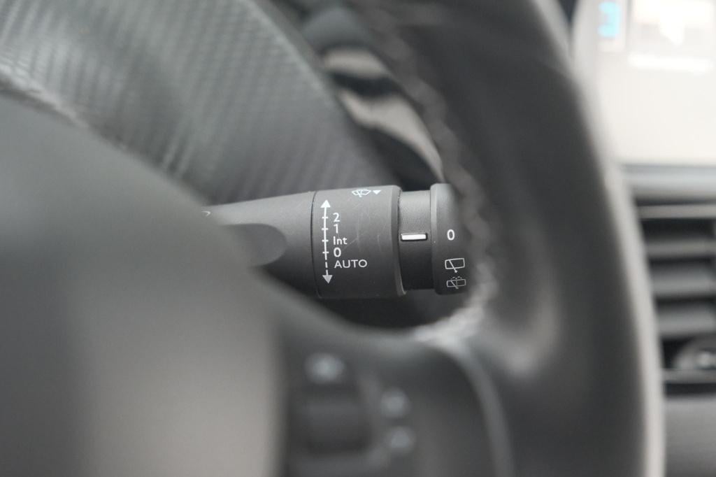 Peugeot 2008 puretech 110 allure | trekhaak | apple carplay | parkeersensor