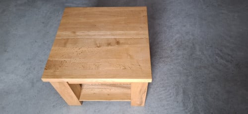Eikenhouten bijzettafels