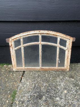 Te koop ; antiek stalraam stalraampje en ornamant voordeur vintage