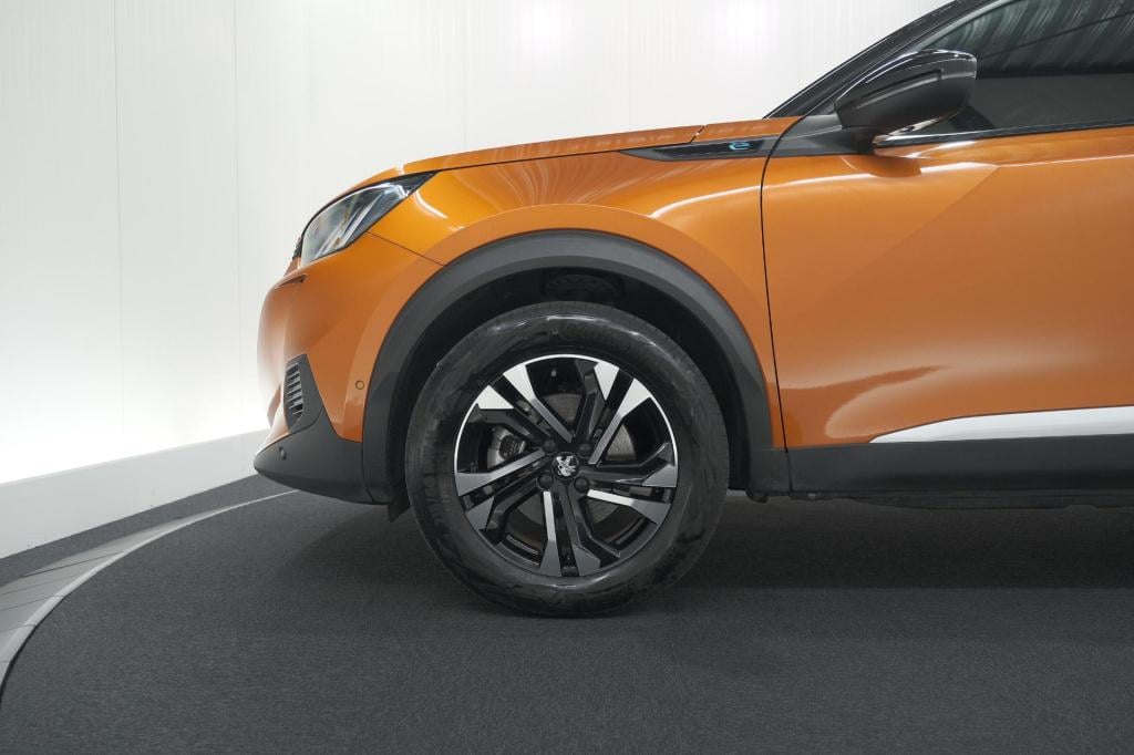 Peugeot E-2008 ev gt 50 kwh | 11 kw lader | 96,3% soh | adaptieve cruise co