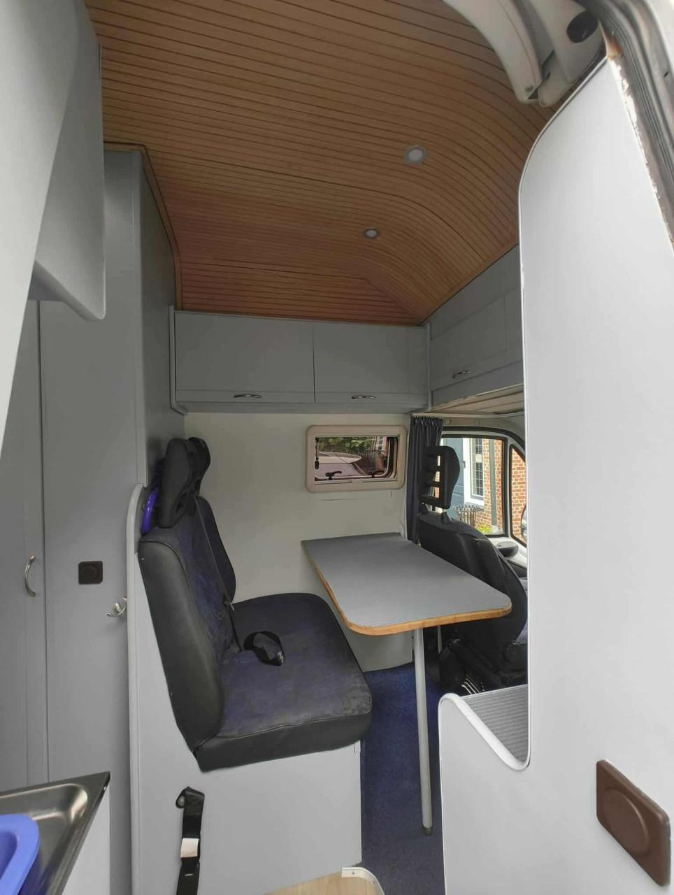 Peugeot Boxer camper uit 2001 met defecte motor