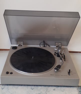 Akai AP 001C. draaitafel