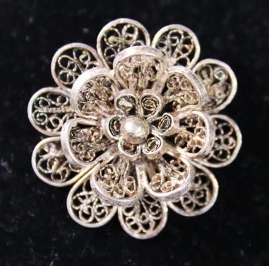Ronde Sterling zilveren broche ( vintage )