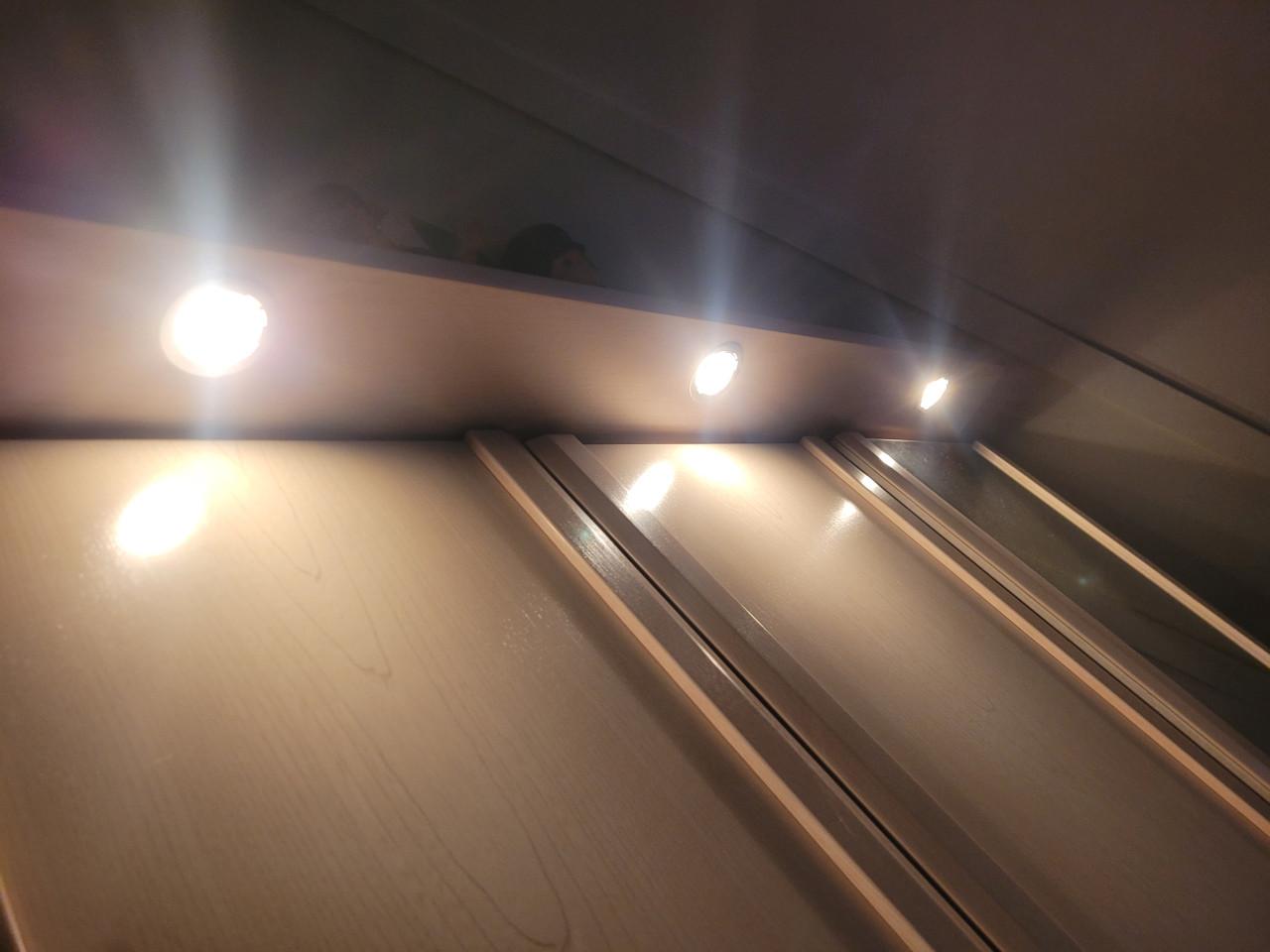 Compleet bed met klerenkast