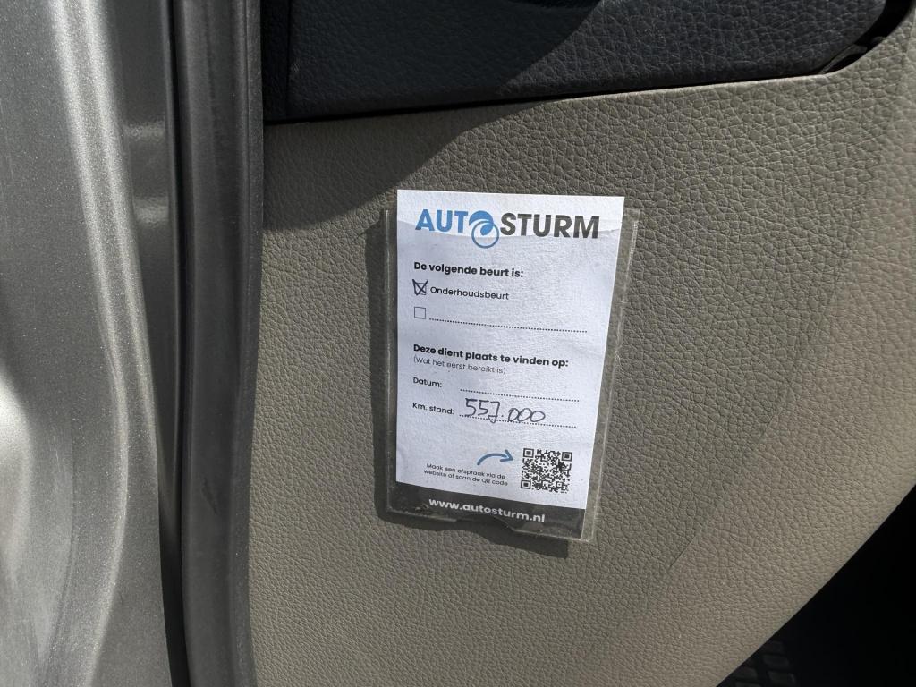 Nissan Onbekend nt400 35.15 3.0 dci tijhof oprijwagen luchtremmen