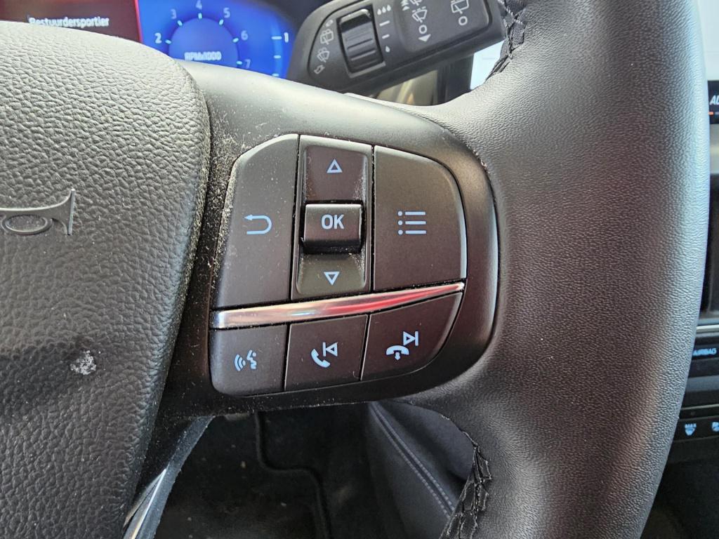 Ford Focus wagon 1.0 ecoboost hybrid titanium x