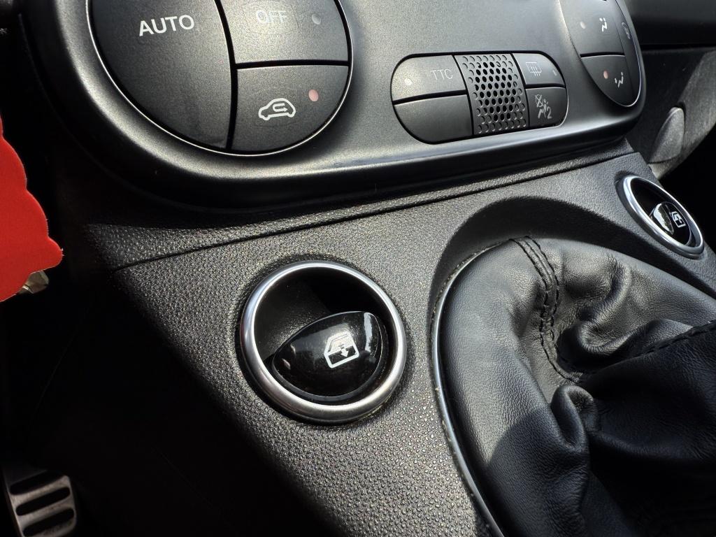 Fiat 500 1.4 t-j ab 595 pista // sabelt carbon stoelen //