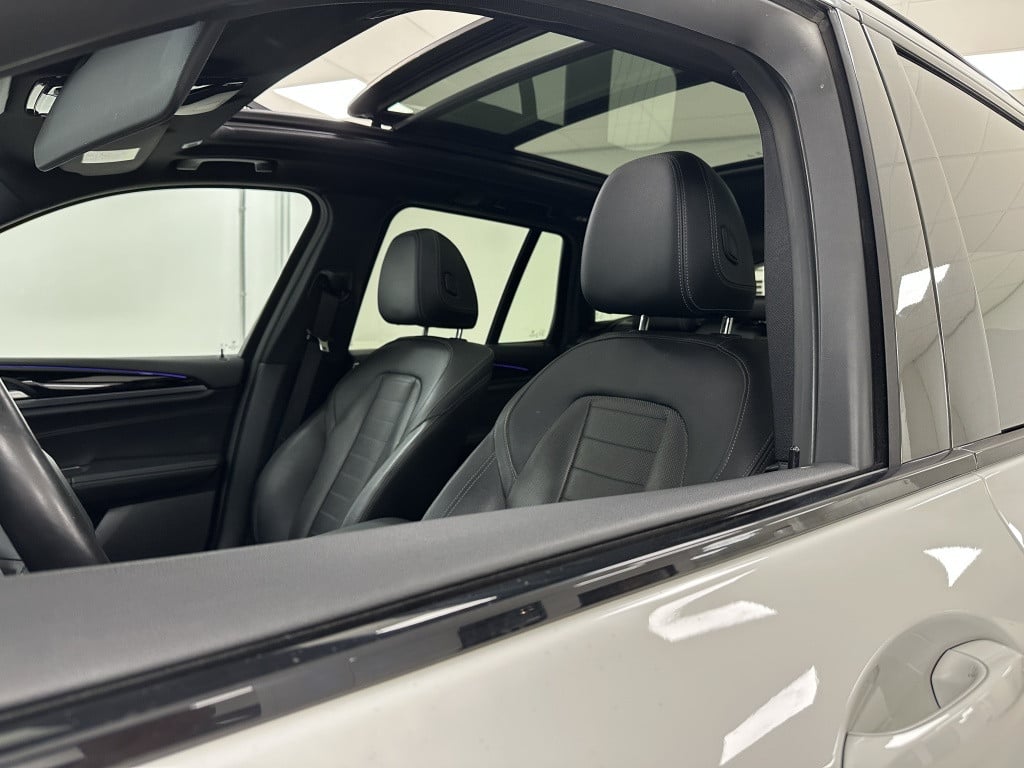 BMW X3 xdrive30e m-sport | stoelkoeling | panoramadak | 20'' |