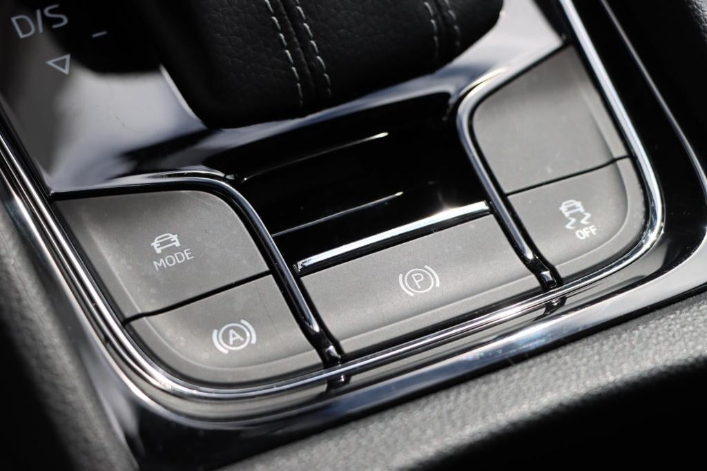 Skoda Kodiaq 1.5 tsi sportline business | memory seats | stoelverwarming vo