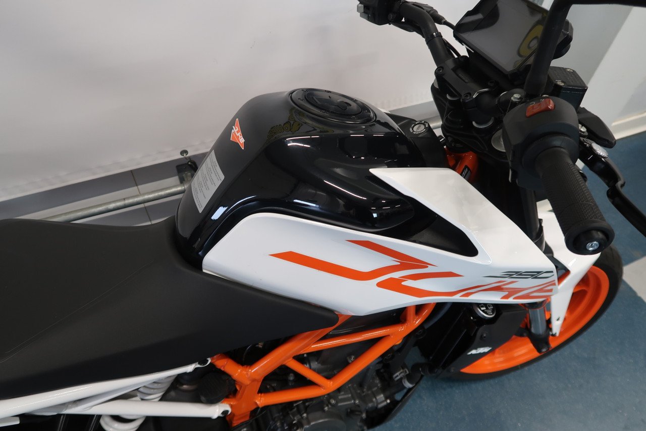 KTM 390 DUKE 2018 in nieuwstaat