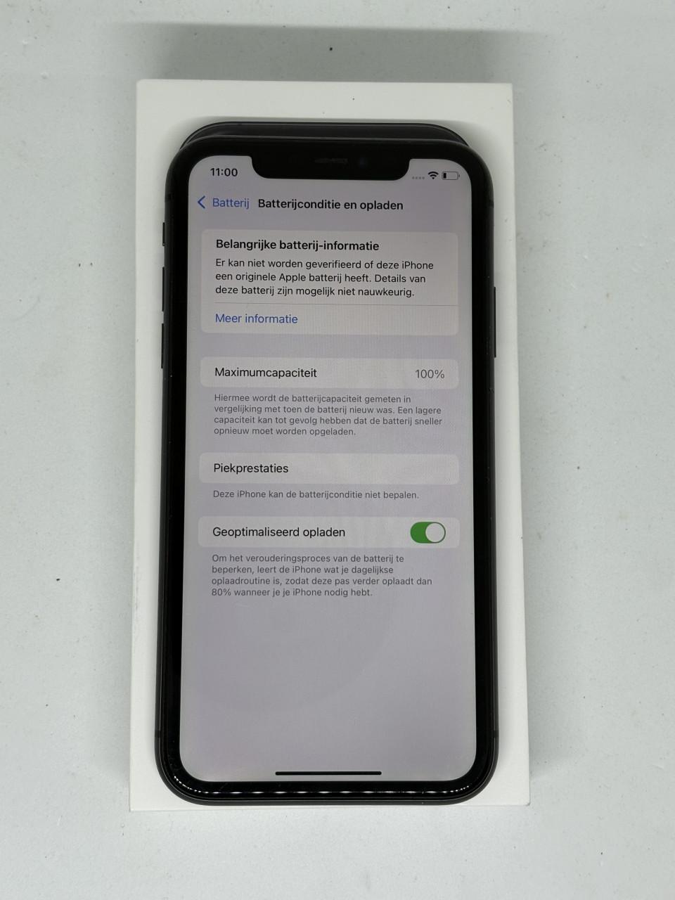 IPhone 11  zwart  64GB