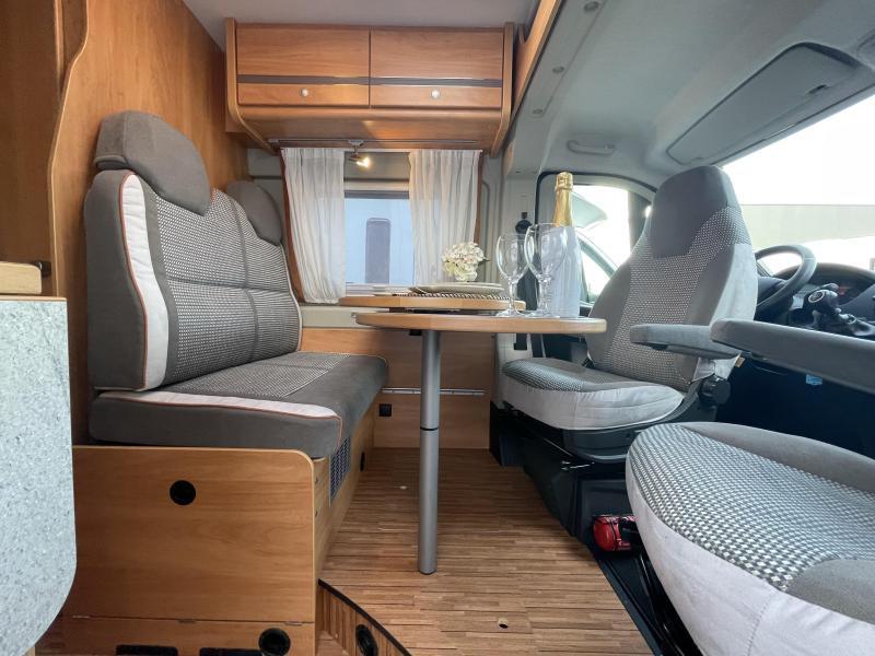 Camper
